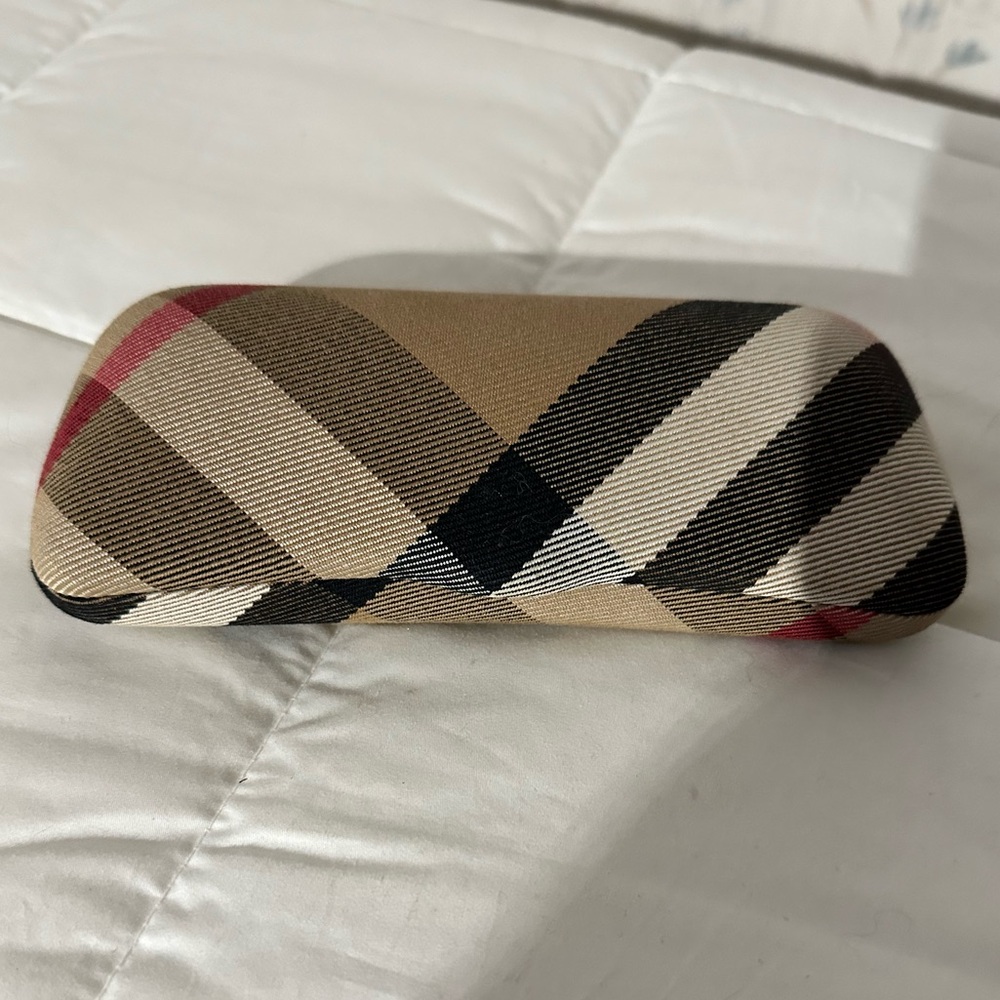 Burberry Plaid Eyeglass Case - Beige